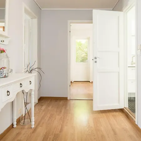 Grand Apartment *