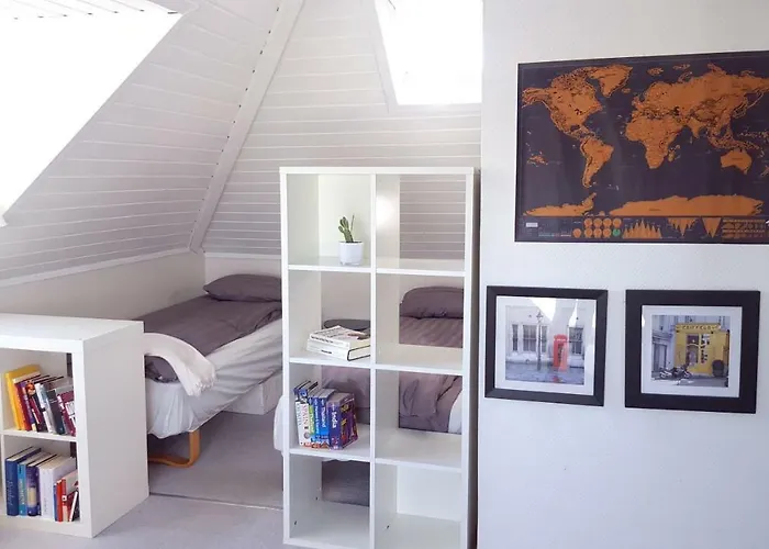 斯塔万格格兰德别墅 公寓 *